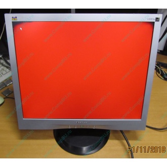 Монитор 19" ViewSonic VA903 с дефектом изображения (битые пиксели по углам) - Смоленск.